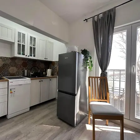 בית נופש River House Zizi