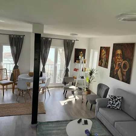 River House Zizi