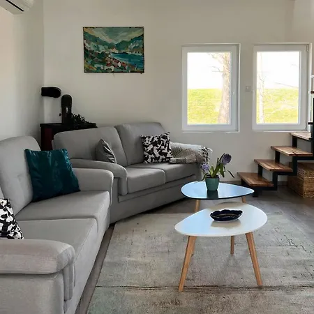 River House Zizi